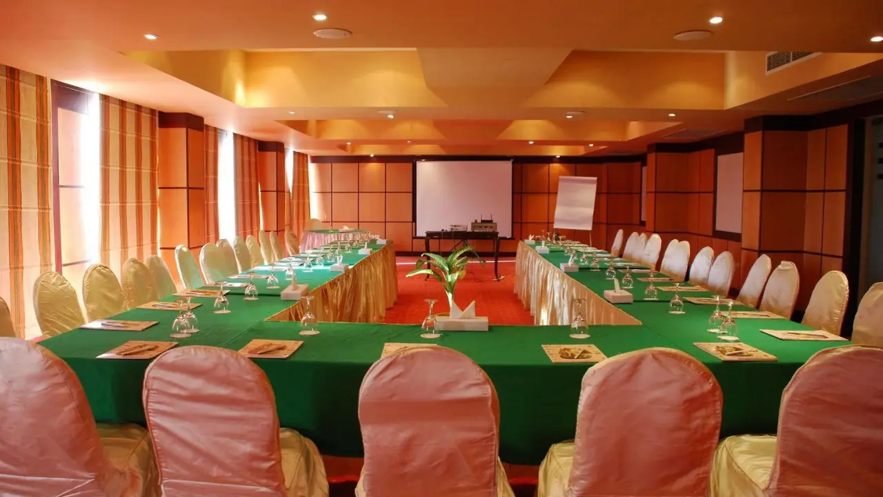 الفندق الوادى أكوا بارك - العين السخنة